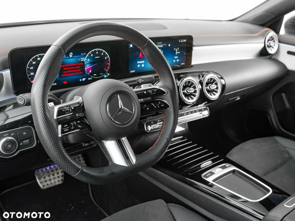 Mercedes-Benz CLA - 7