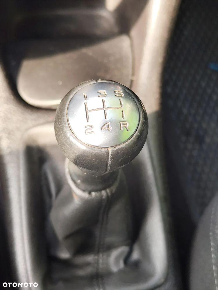 Peugeot 206 - 16