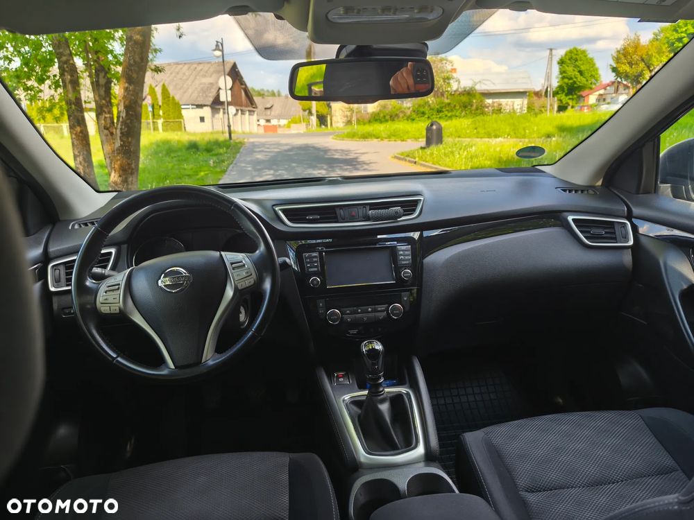 Nissan Qashqai 1.2 DIG-T N-Connecta EU6 - 11