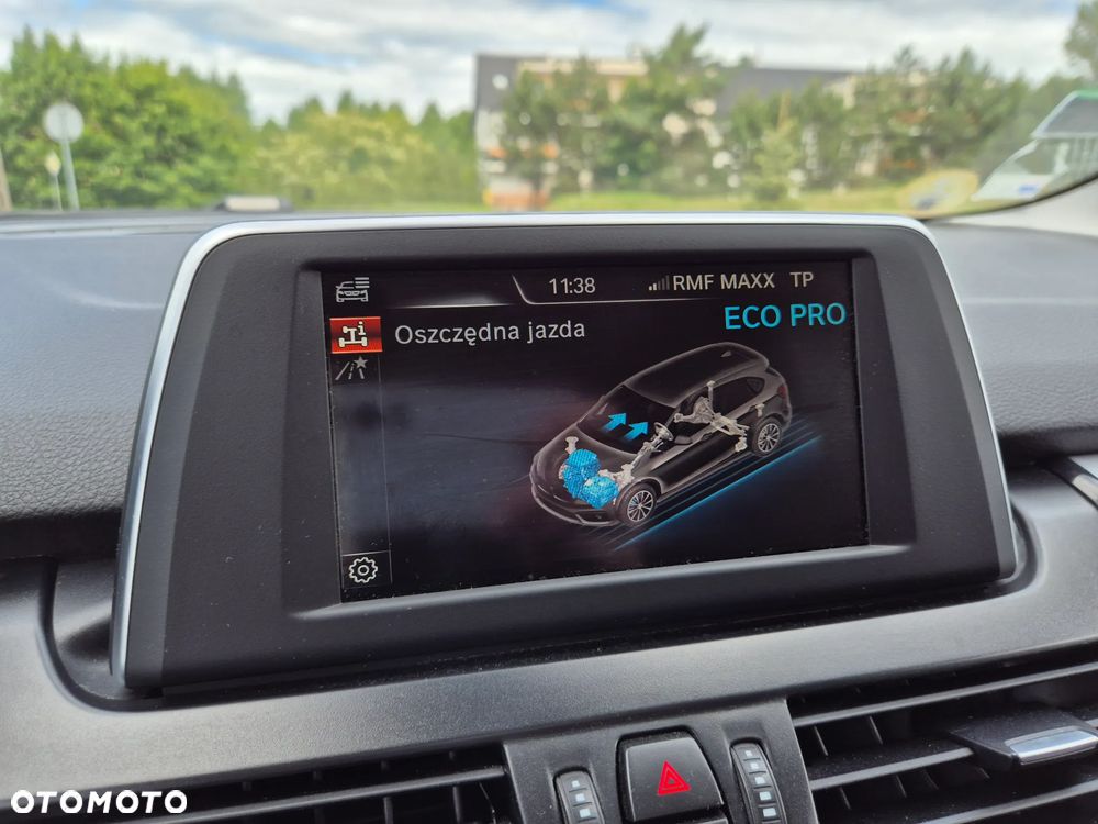 BMW Seria 2 218d Sport-Aut Luxury Line - 34