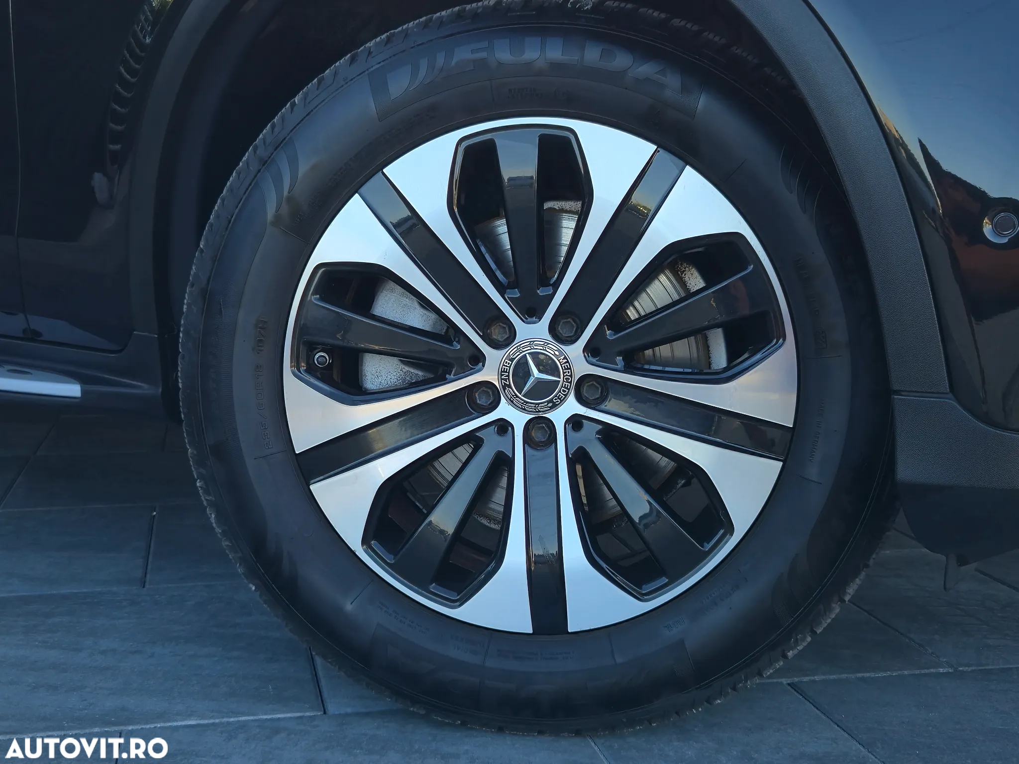 Mercedes-Benz GLC 220 d 4Matic 9G-TRONIC - 35