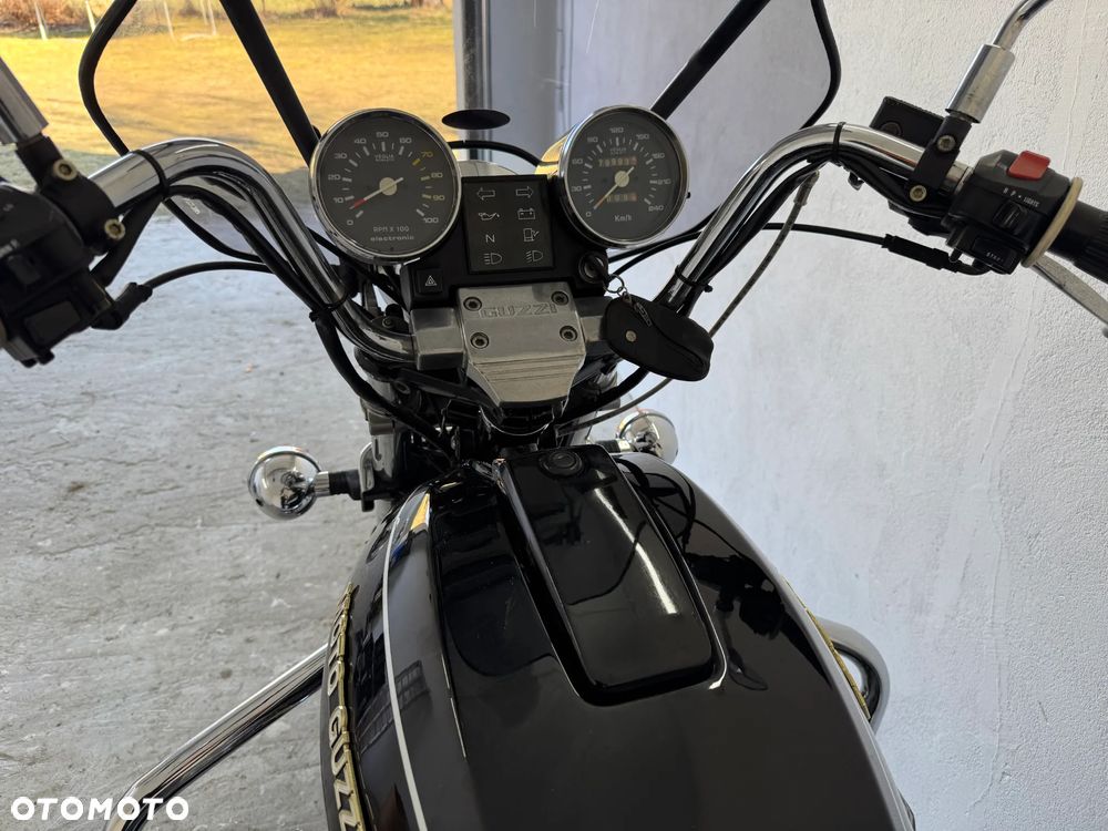 Moto Guzzi California - 37