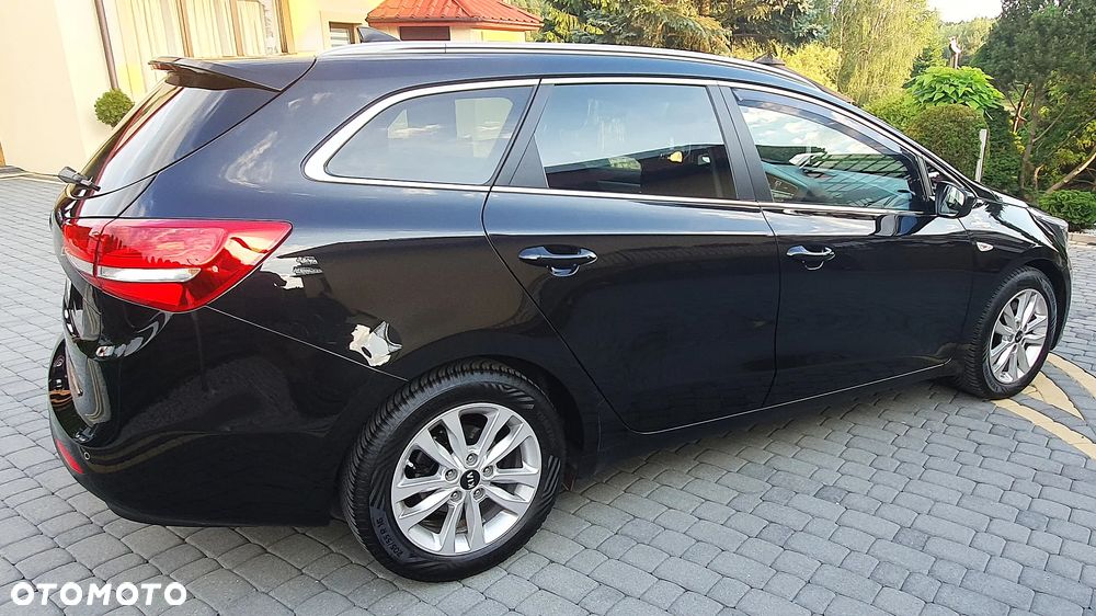 Kia Ceed 1.6 GDI Platinum Edition - 11