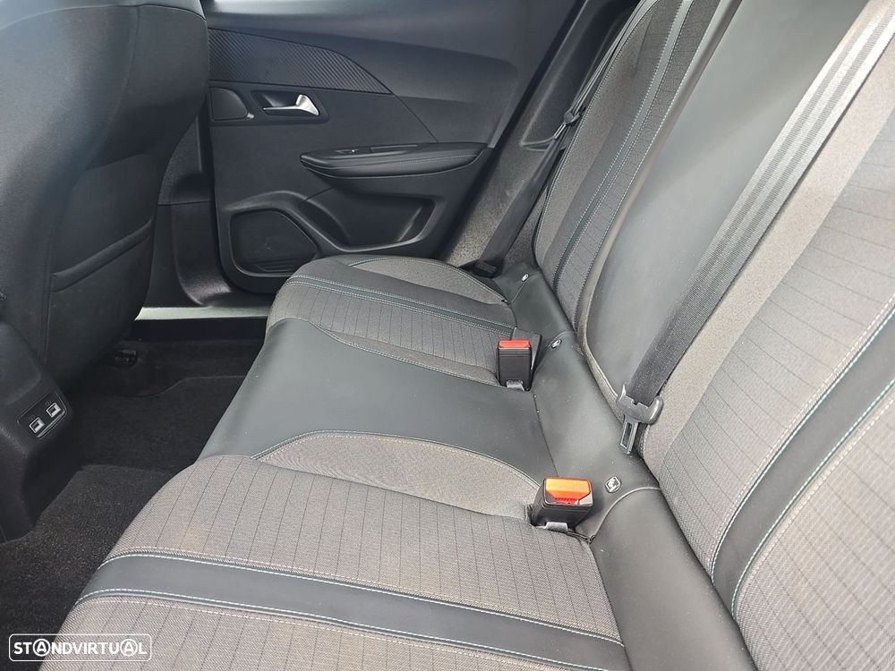 Peugeot 2008 1.5 BlueHDi Allure Pack - 11