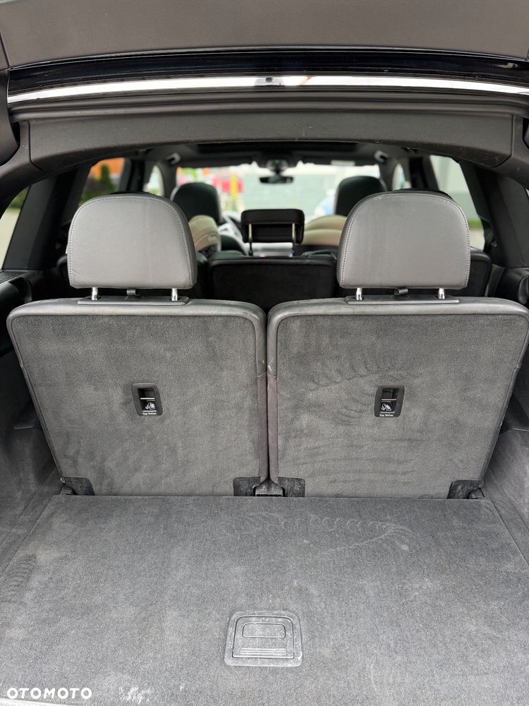 Audi Q7 - 10