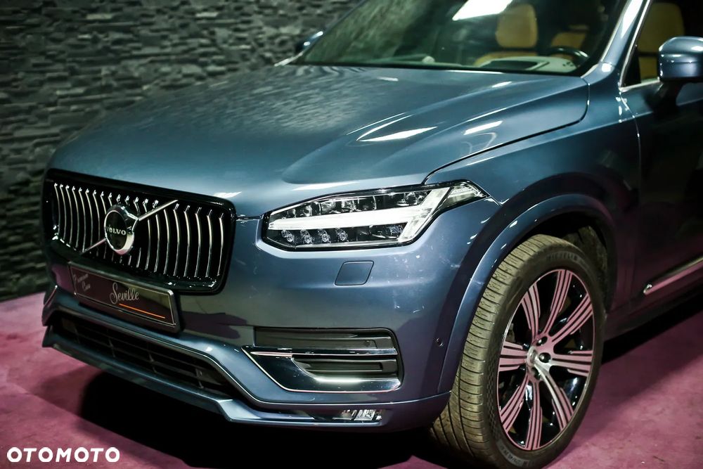 Volvo XC 90 - 7
