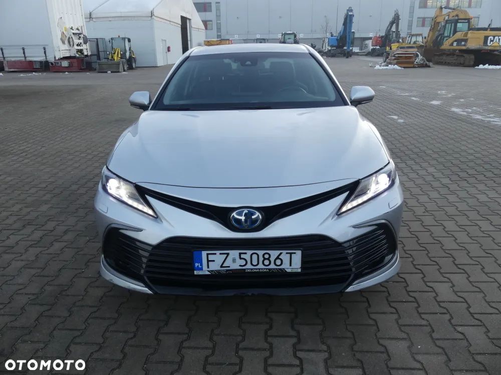 Toyota Camry 2.5 Hybrid Prestige CVT - 2