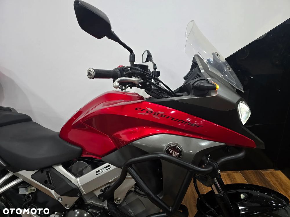Honda VFR - 3