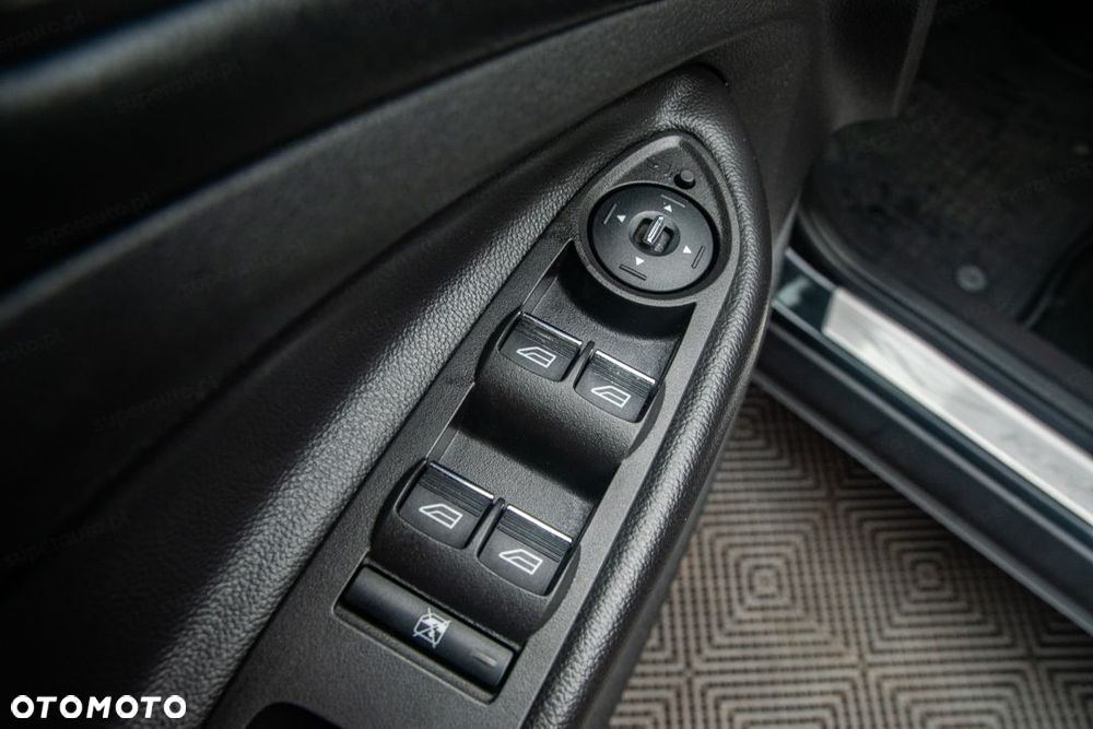 Ford Kuga 2.0 TDCi 4WD Titanium - 11
