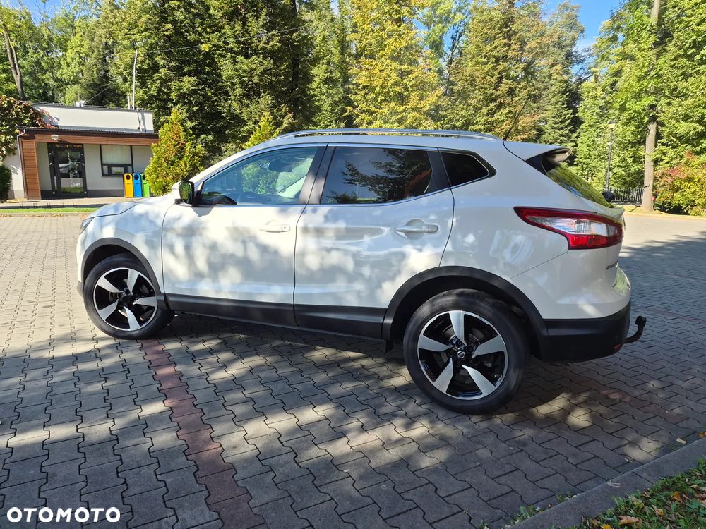 Nissan Qashqai 1.6 DIG-T 360 - 5