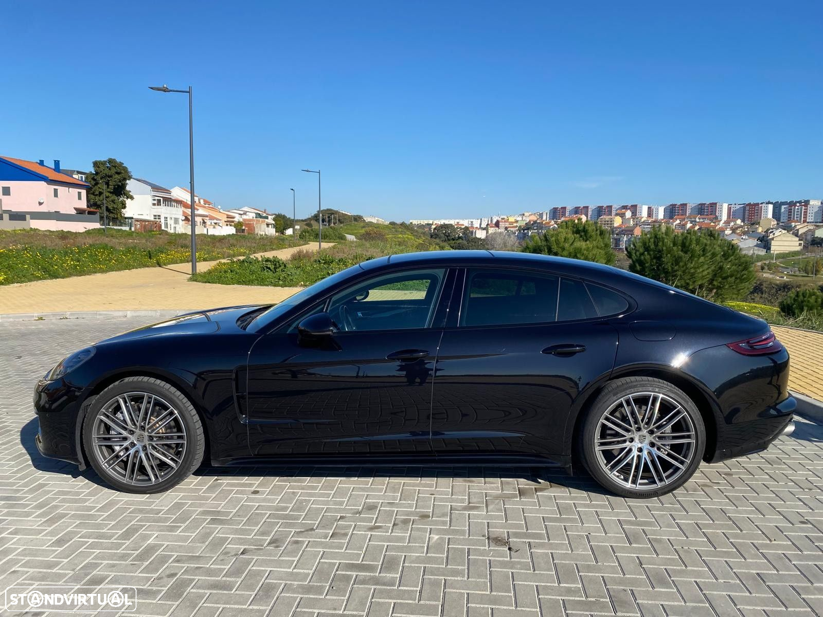 Porsche Panamera 4 E-Hybrid Platinum Edition - 9