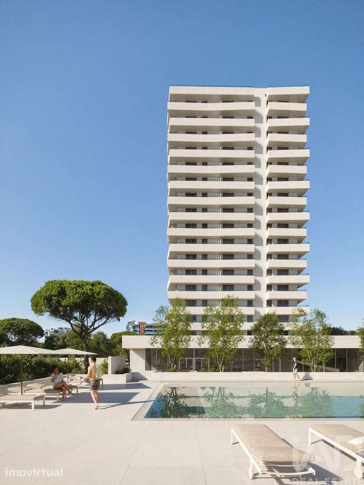 Apartamento T2 em Portimão de 75,00 m2 - Grande imagem: 2/17