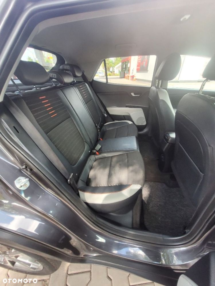 Kia Stonic 1.0 T-GDI 120 Platinum Edition - 17