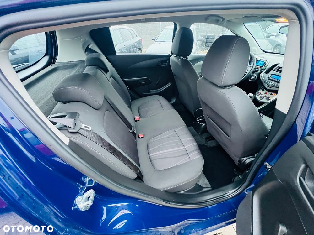 Chevrolet Aveo 1.2 LS - 13