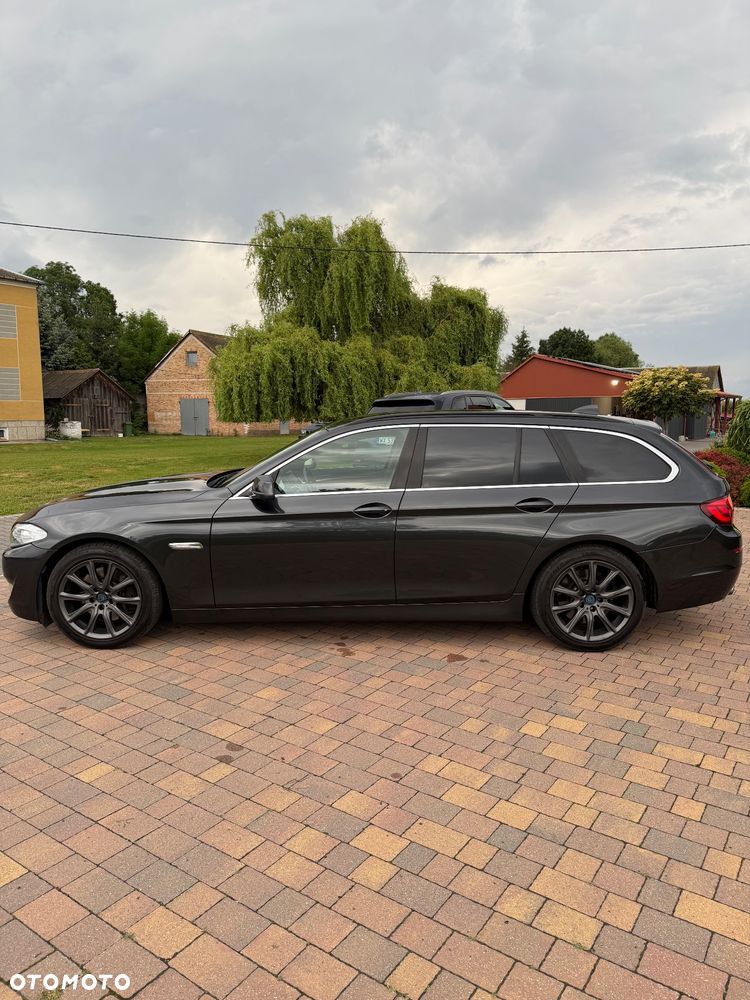 BMW Seria 5 530d xDrive - 5