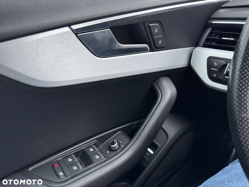 Audi A4 Avant 3.0 TDI quattro tiptronic design - 22