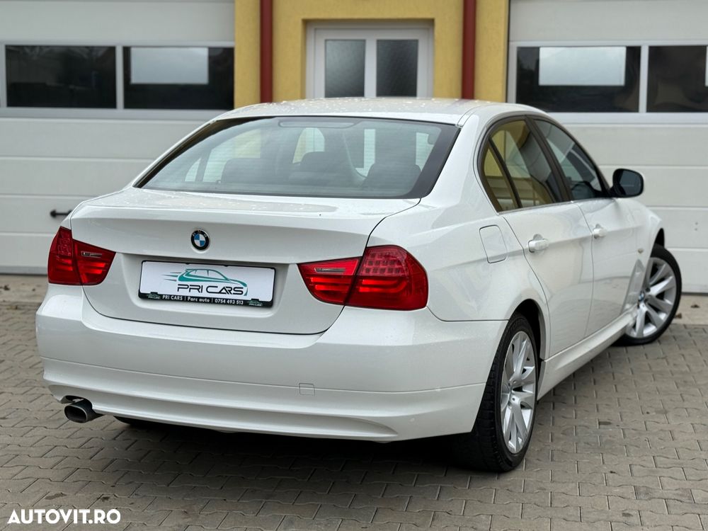 BMW Seria 3 316d - 25