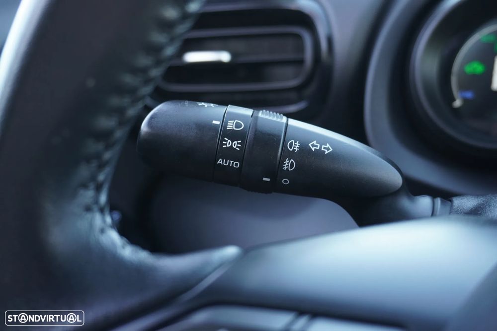 Toyota Yaris Cross 1.5 HDF Comfort Plus - 14