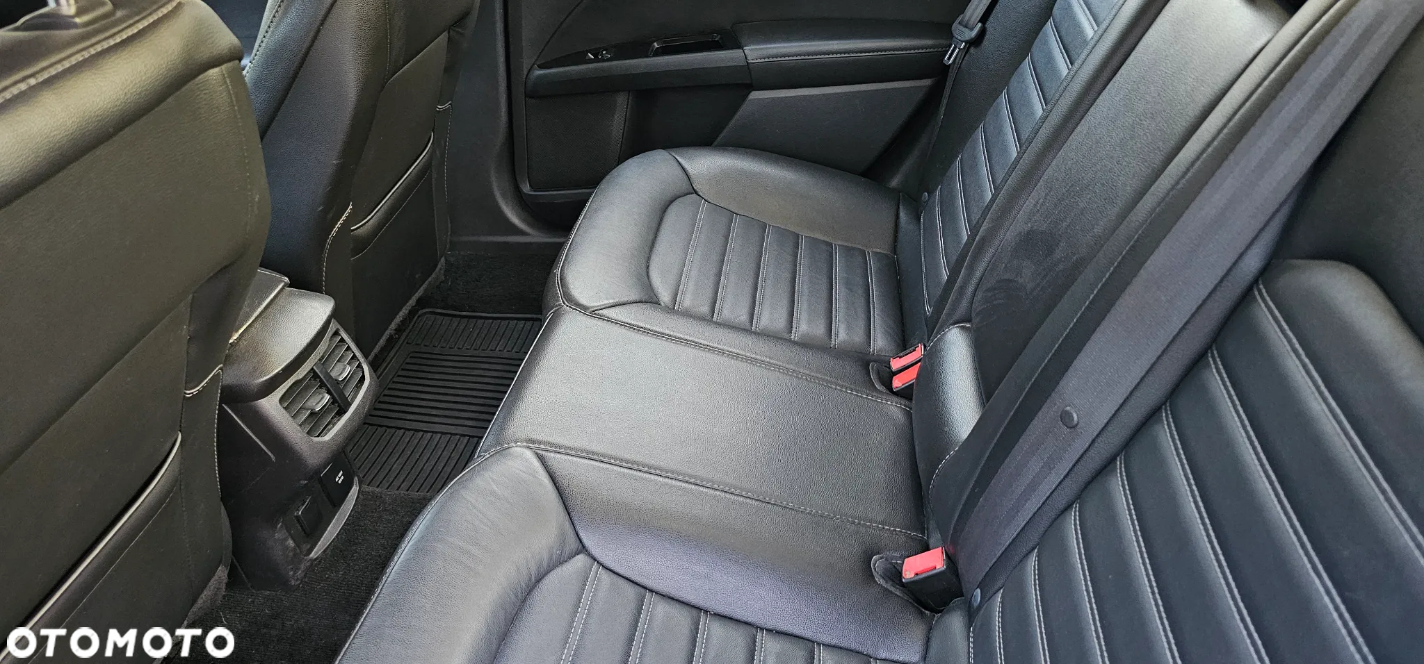 Ford Fusion 2.0 EcoBoost Titanium - 8