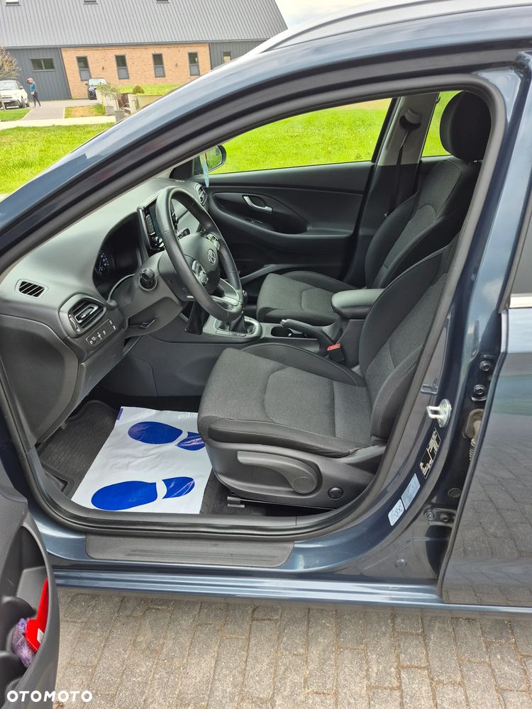 Hyundai i30 1.5 DPI Comfort - 10