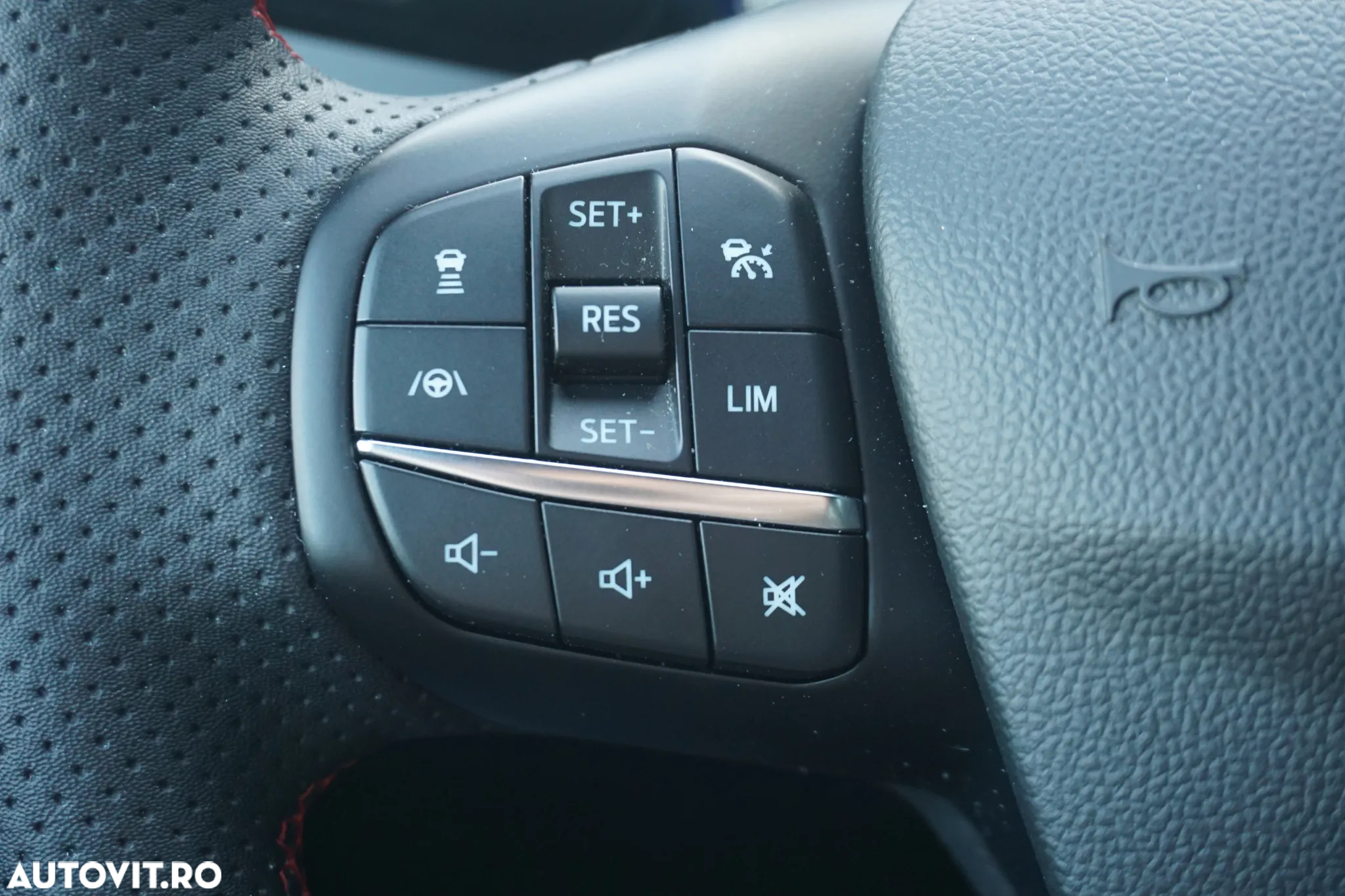 Ford Kuga 2.5 Duratec FHEV AWD ST Line X - 15