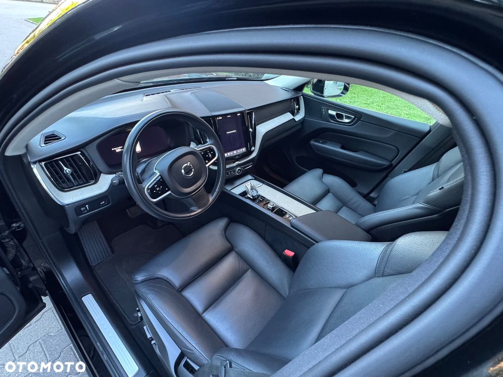 Volvo XC 60 B4 D Inscription - 13