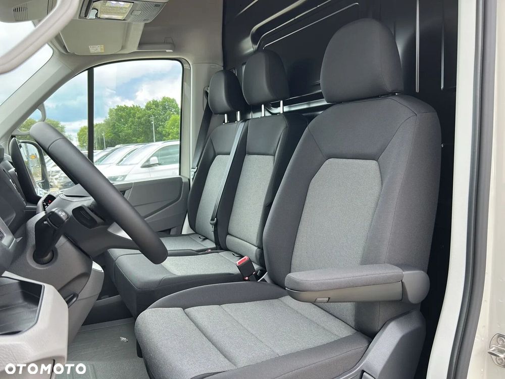 Volkswagen Crafter 35 Furgon AUTOMAT/L3H3, 2.0TDI 177KM, Wysoki dach, r.o. 3640 - 17