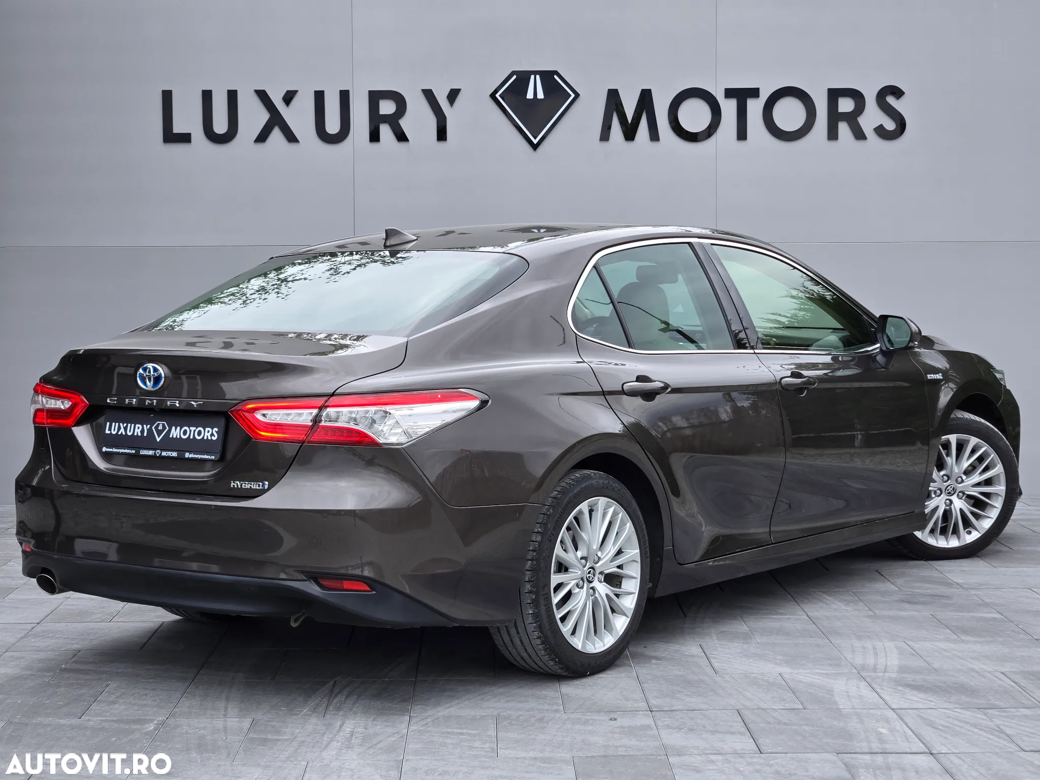 Toyota Camry 2.5 Hybrid Exclusive - 4