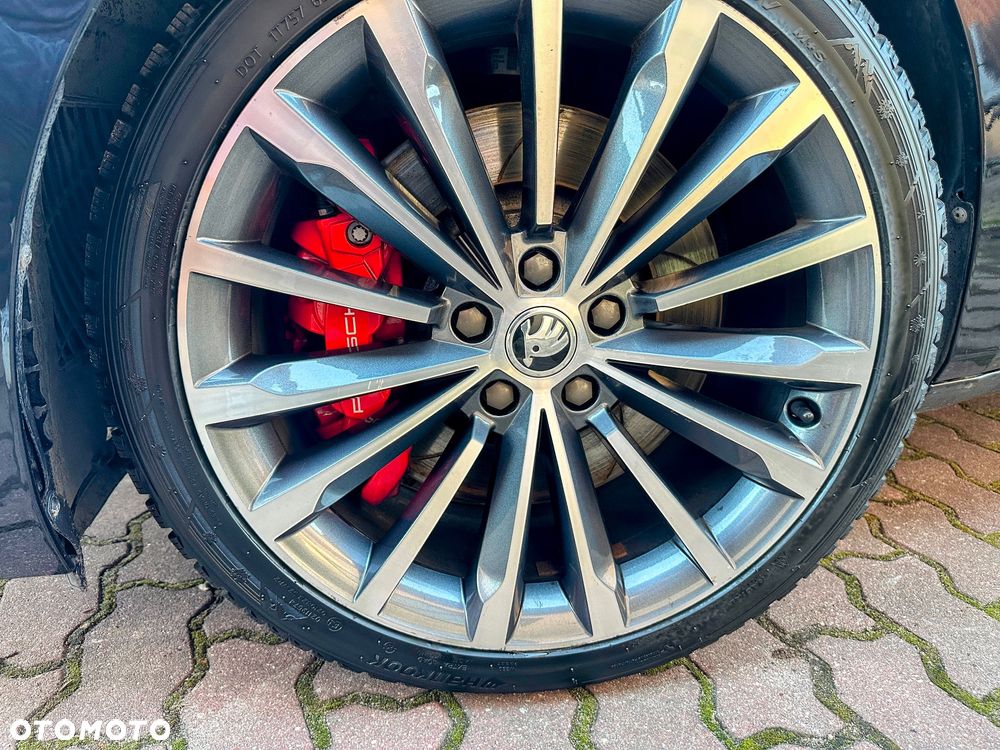 Skoda Superb 2.0 TSI 4x4 Sportline DSG - 7