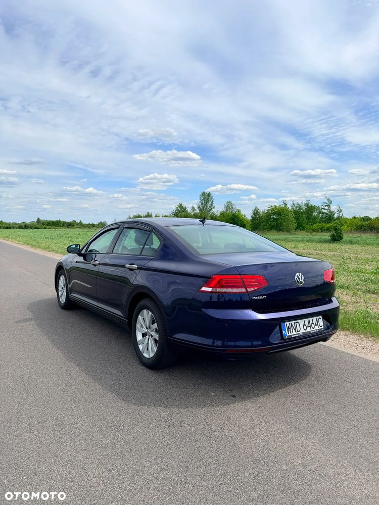 Volkswagen Passat - 6