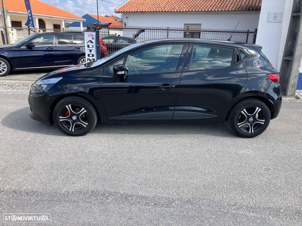 Renault Clio 1.2 16V 75 Experience - 4