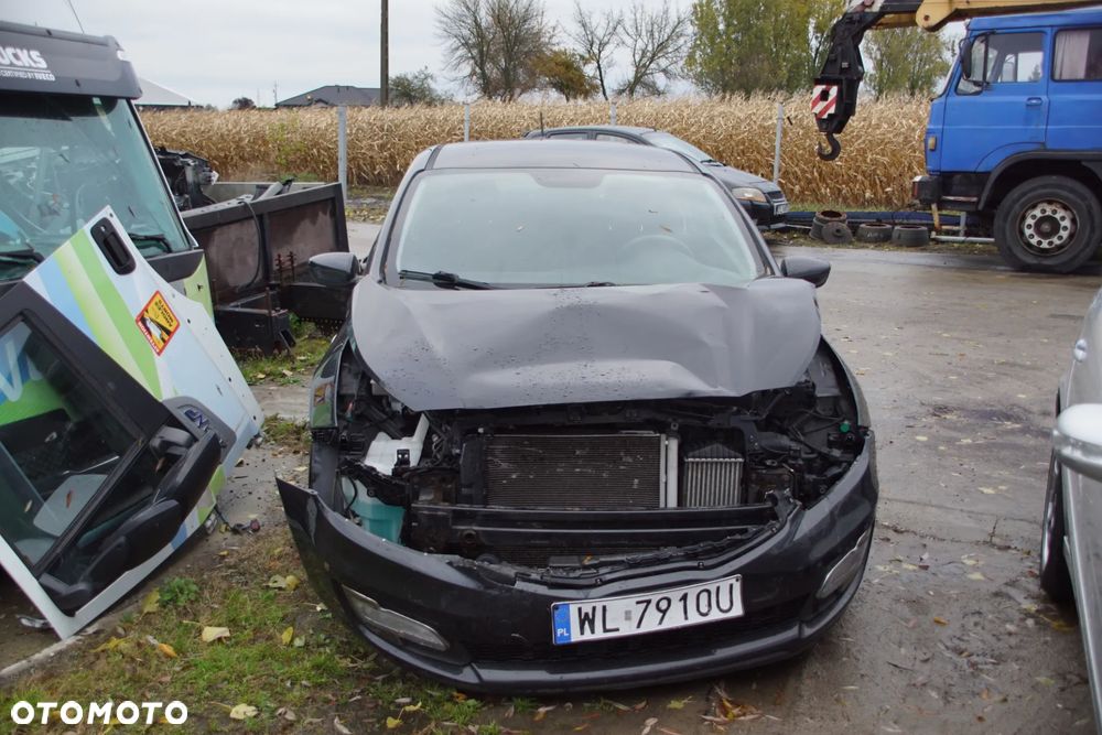 Auto na części - Kia ProCeed Pro_cee'd II 1.6 CRDI 110 KM D4FB WDJ6 WK 2014R Silnik Skrzynia Drzwi Klapa Błotnik Zderzak Lampa Szyba Lusterko Deska Kokpit Sterownik Moduł Czujnik Licznik Kierownica Panel - 2
