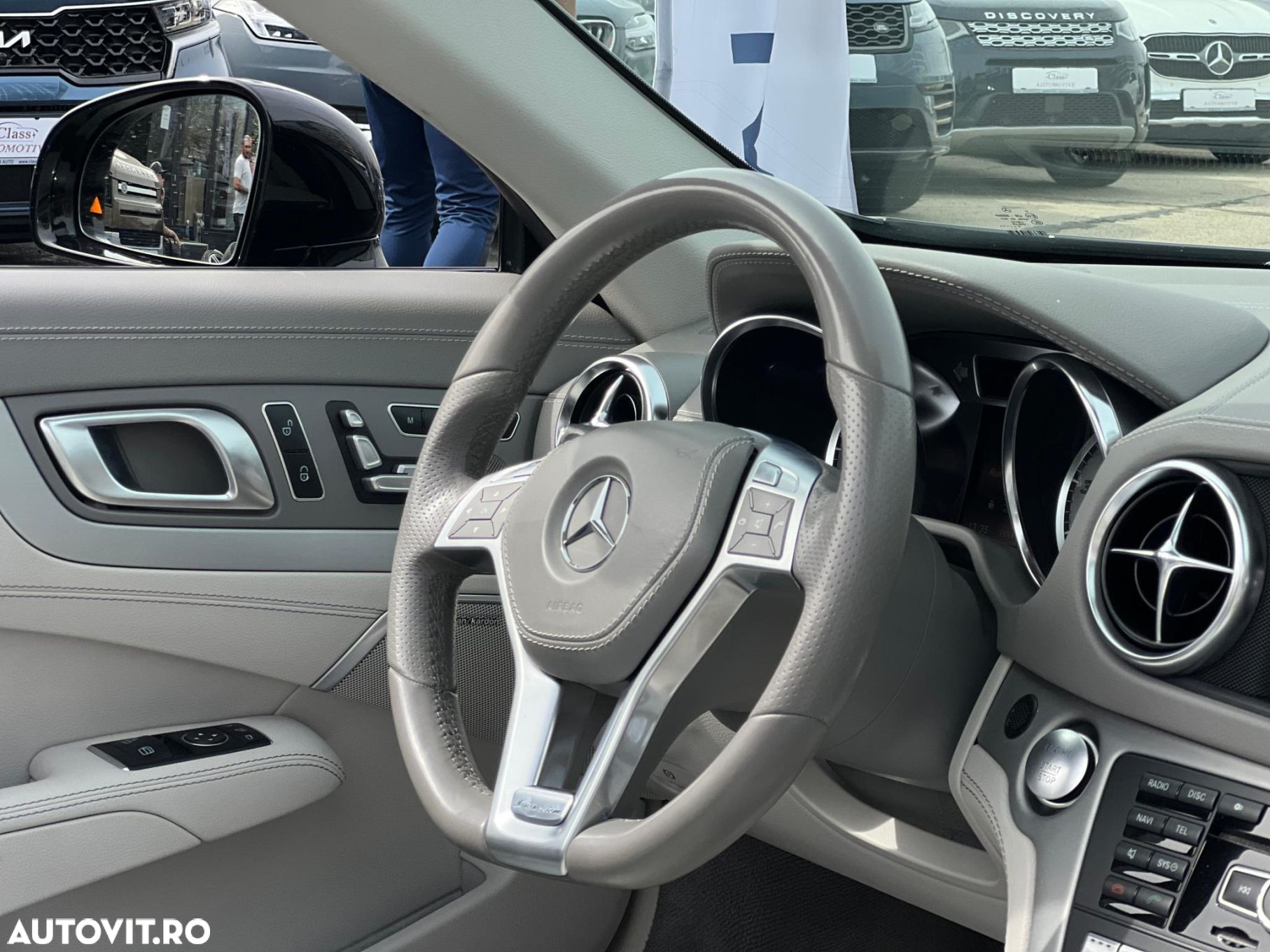 Mercedes-Benz SL - 26