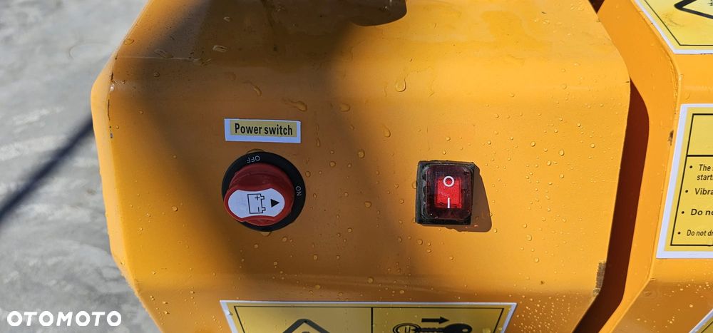 Walec wibracyjny starvox bomag - 4