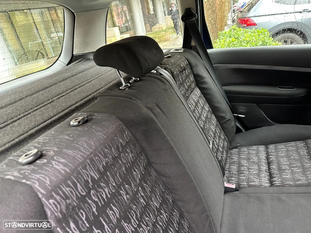 Peugeot 307 Break 1.4 HDi XS Premium - 23