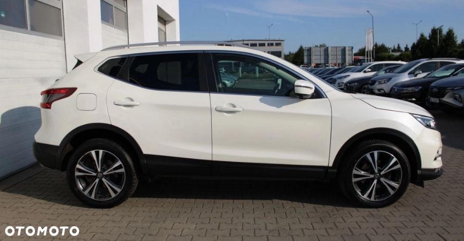 Nissan Qashqai 1.3 DIG-T Visia - 2