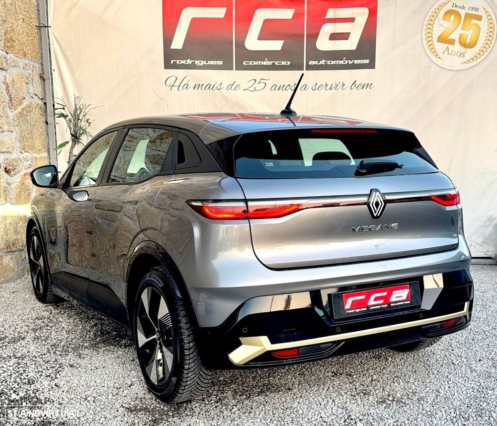 Renault Mégane E-Tech - 27