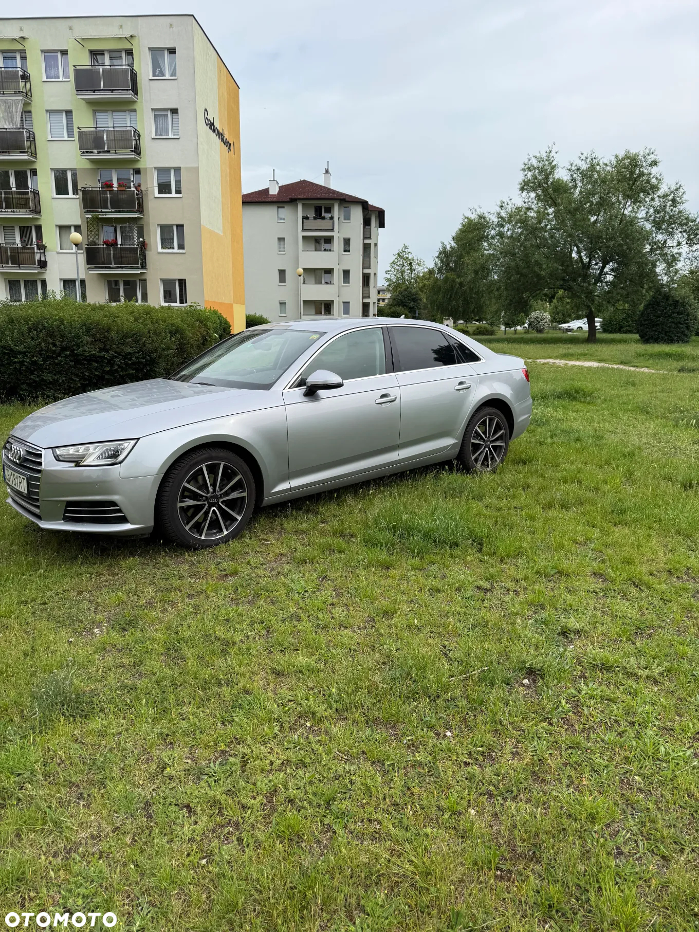 Audi A4 2.0 TFSI ultra Design S tronic - 6