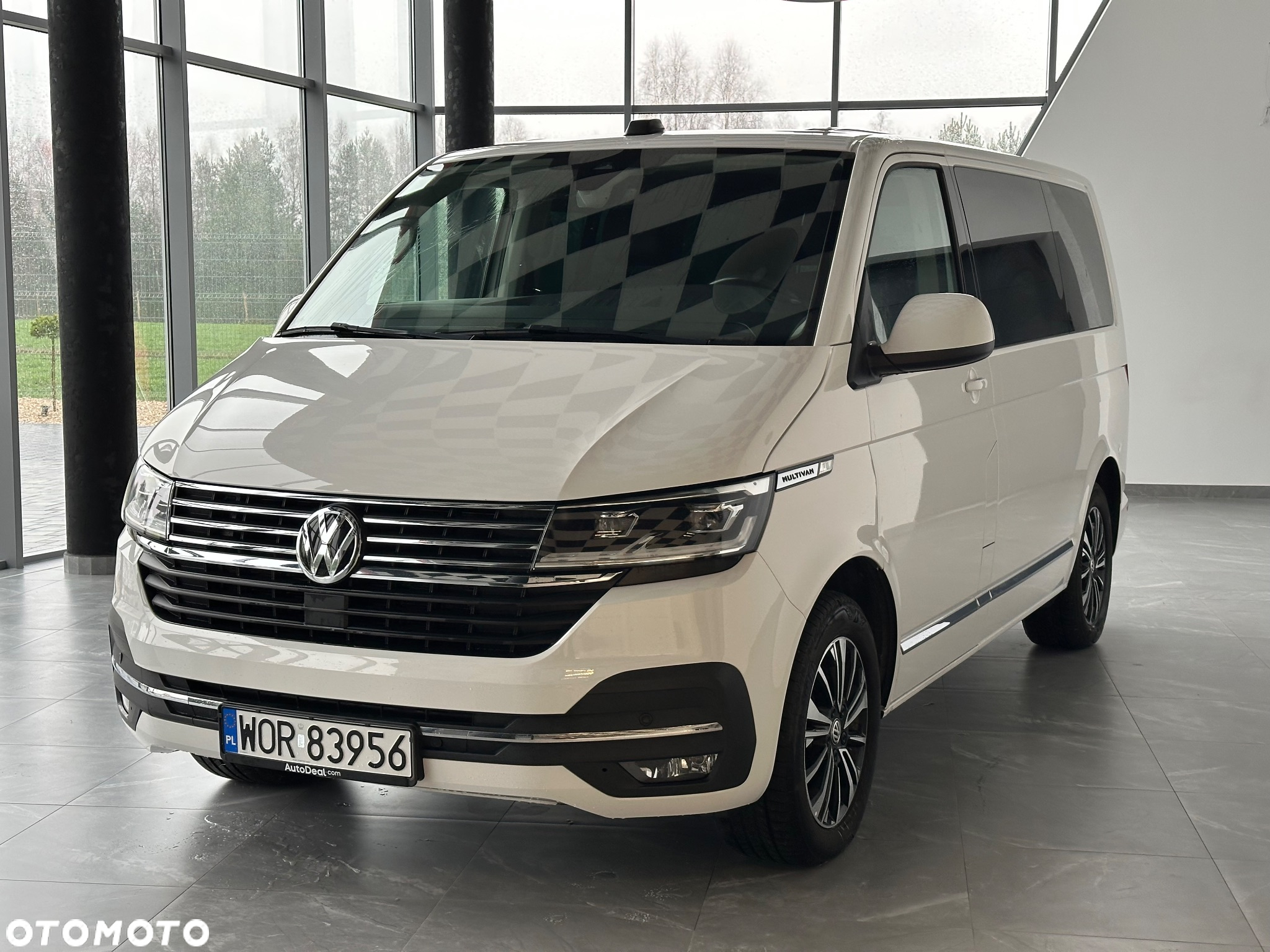 Volkswagen Multivan 2.0 TDI L1 Generation SIX DSG - 4