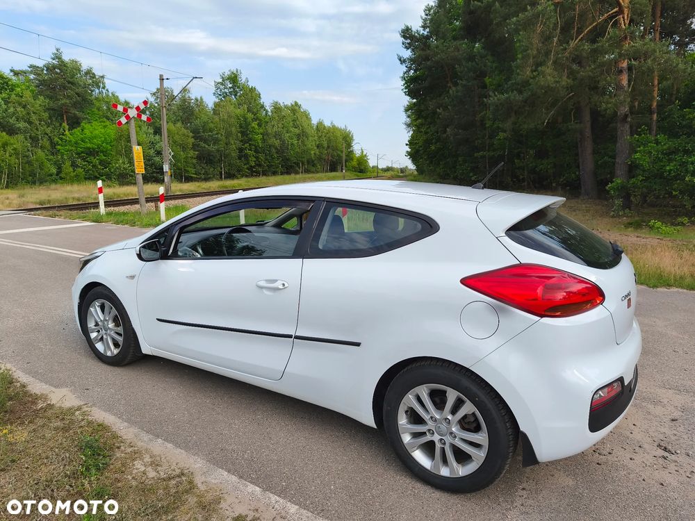 Kia ProCeed Pro_cee'd 1.4 M - 10