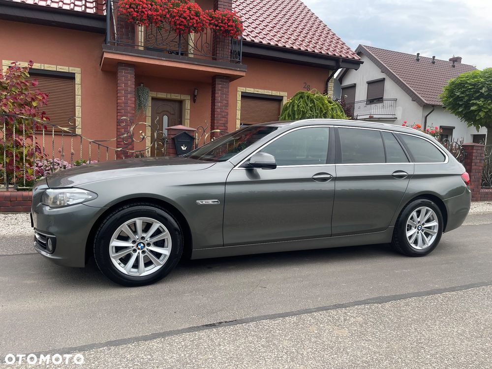 BMW Seria 5 525d Sport-Aut Modern Line - 5