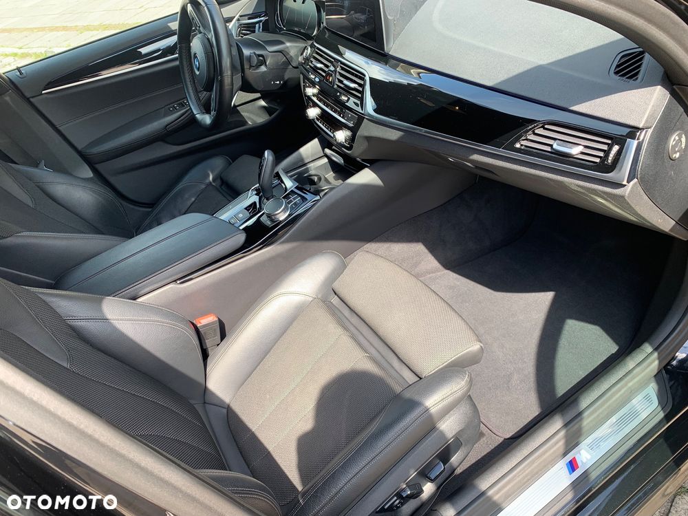 BMW Seria 5 520d M Sport sport - 13