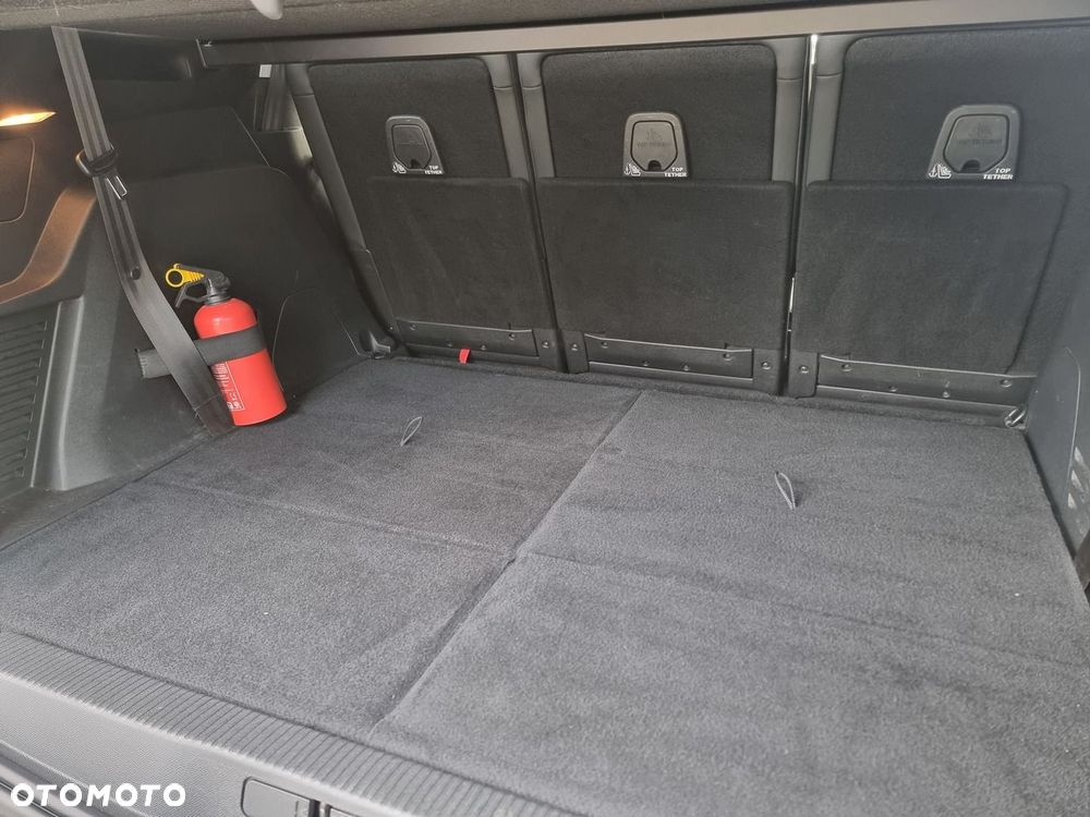 Peugeot 5008 1.2 PureTech Allure S&S - 26