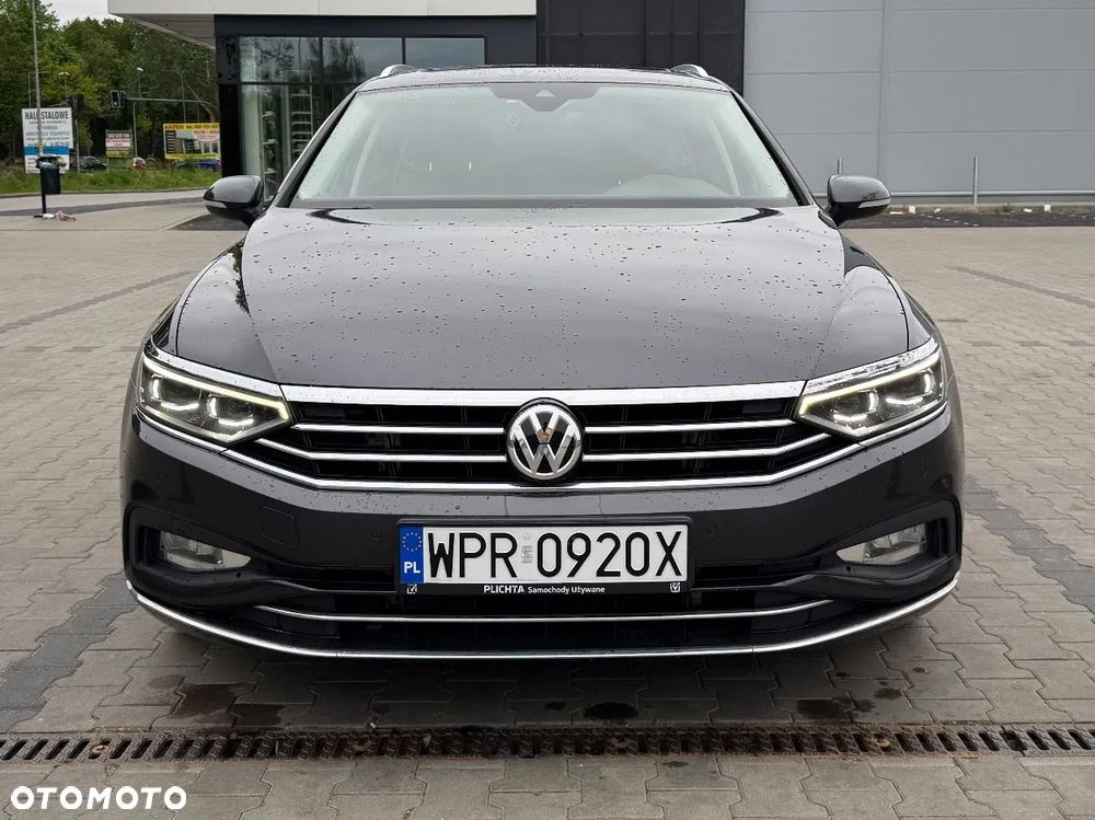 Volkswagen Passat 2.0 TDI Elegance DSG - 2