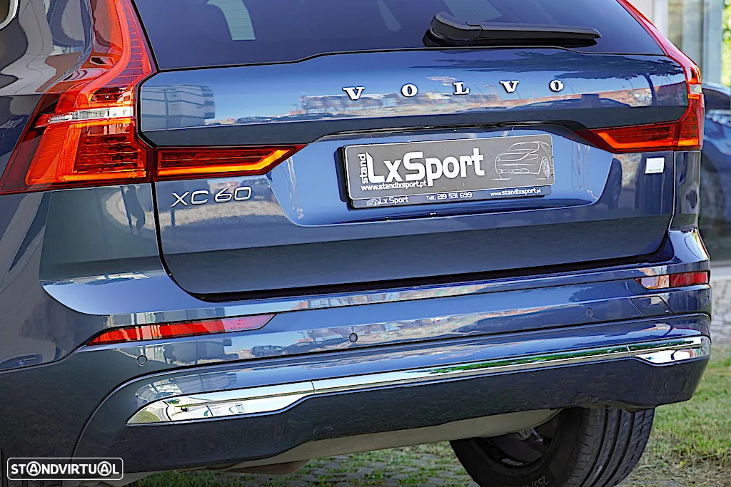 Volvo XC 60 2.0 T8 PHEV Plus Bright AWD - 13