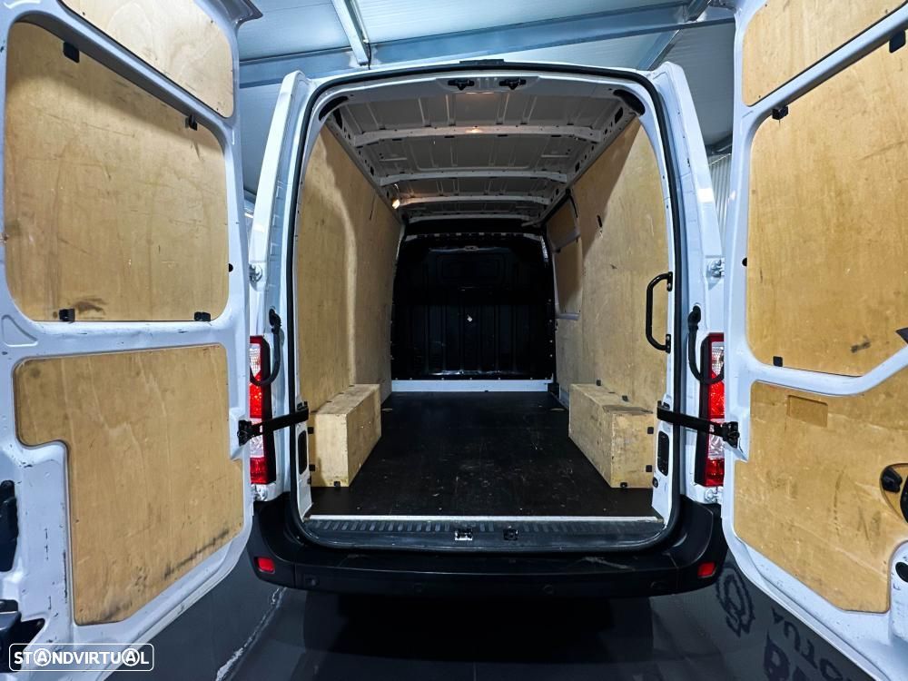 Renault Master L2H2 2.3 DCi 135cv Confort - 9