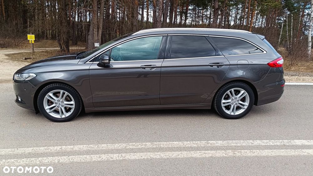 Ford Mondeo 2.0 TDCi Titanium PowerShift - 4