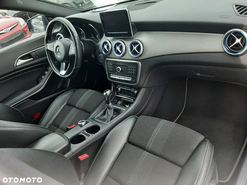 Mercedes-Benz CLA 200 (CDI) d - 11
