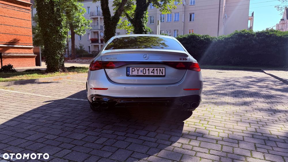 Mercedes-Benz Klasa E AMG 53 4Matic+ AMG SPEEDSHIFT TCT 9G - 4