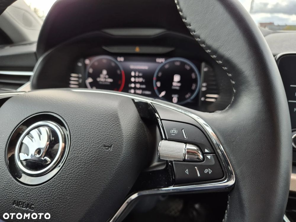 Skoda Kamiq 1.0 TSI Style DSG - 28